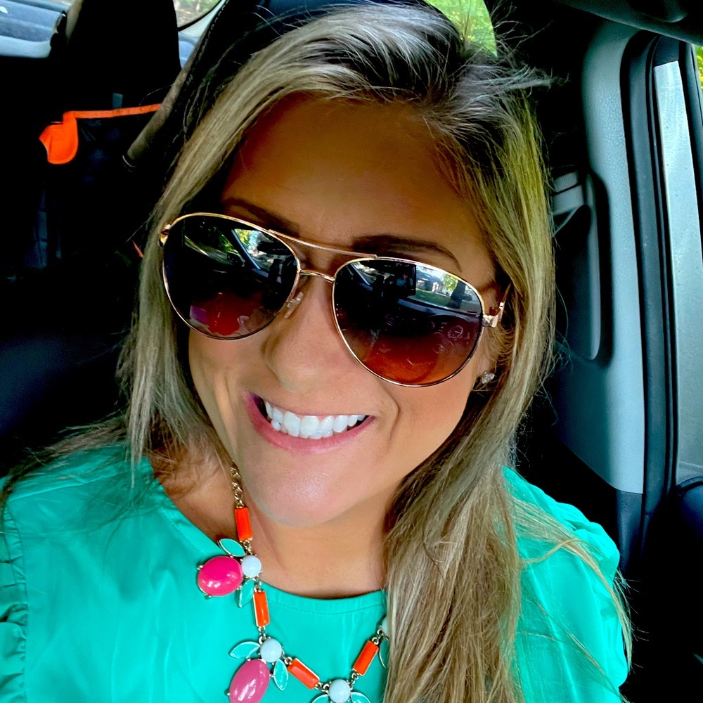 Meet your Posher, Allison
